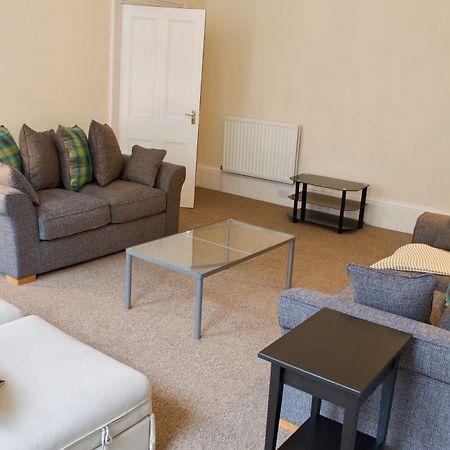 3 Bedroom Apartment Accommodates 8 Edinburgh Luaran gambar